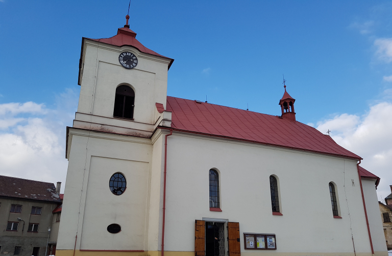 Poniklá kostel sv Jakuba Staršího